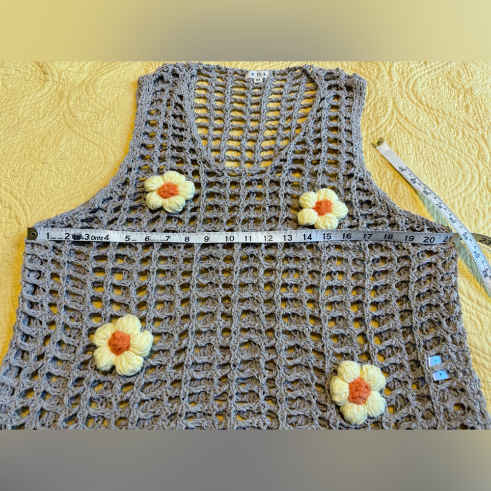 🌸H205 New POL M pp22 Yellow and Tan Crochet Floral sweater Vest Top - Picture 6 of 12